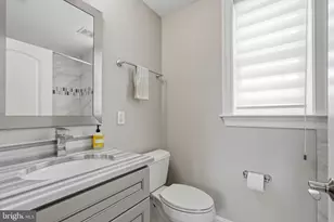 2525 Flint Hill Rd, Vienna, VA 22181 - Photo 42