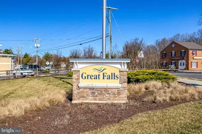 746 Walker Road #26, Great Falls, VA 22066 - Photo 6