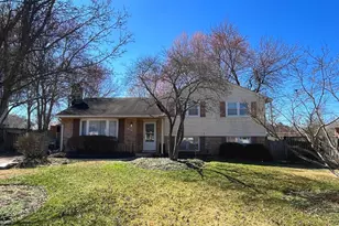 14717 Lock Dr, Centreville, VA 20120 - Photo 1