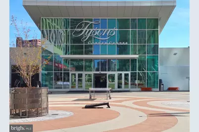 7661 Provincial Drive #305, McLean, VA 22102 - Photo 32