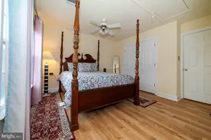 10805 Piney Pond Dr, Great Falls, VA 22066 - Photo 68