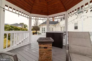 10805 Piney Pond Dr, Great Falls, VA 22066 - Photo 114