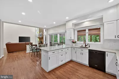 8704 Margaret Lane, Annandale, VA 22003 - Photo 14