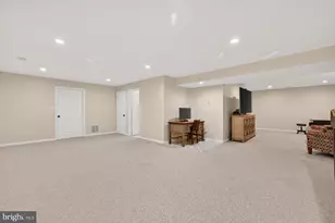 8704 Margaret Ln, Annandale, VA 22003 - Photo 40