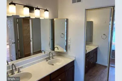 11152 Harbor Court, Reston, VA 20191 - Photo 4