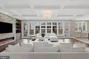 802 Cottage St SW, Vienna, VA 22180 - Photo 24