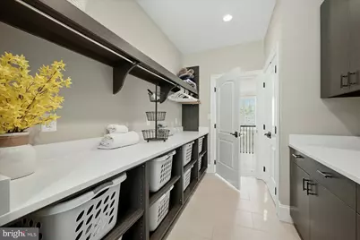 802 Cottage Street SW, Vienna, VA 22180 - Photo 22