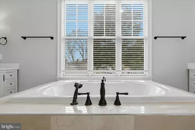 802 Cottage Street SW, Vienna, VA 22180 - Photo 66