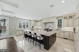 802 Cottage St SW, Vienna, VA 22180 - Photo 42