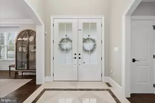 802 Cottage St SW, Vienna, VA 22180 - Photo 12