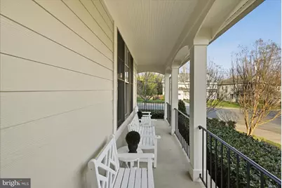 802 Cottage Street SW, Vienna, VA 22180 - Photo 8