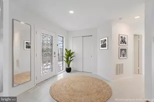 2118 Owls Cove Ln, Reston, VA 20191 - Photo 6