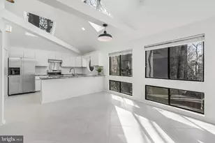 2118 Owls Cove Ln, Reston, VA 20191 - Photo 14