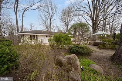 6124 Beachway Drive, Falls Church, VA 22041 - Photo 12
