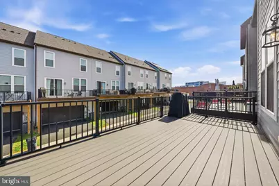 2433 Liberty Loop, Herndon, VA 20171 - Photo 12