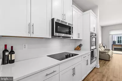 2433 Liberty Loop, Herndon, VA 20171 - Photo 8