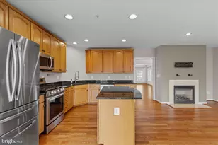 4608 Battenburg Ln, Fairfax, VA 22030 - Photo 18