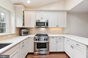 6603 Forsythia St, Springfield, VA 22150 - Photo 28