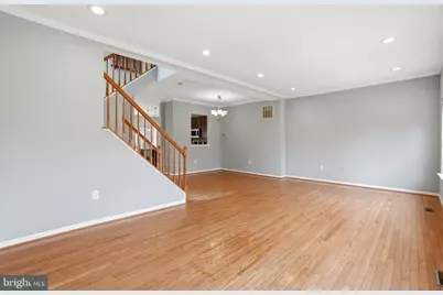 7730 Shadowcreek Terrace, Springfield, VA 22153 - Photo 12