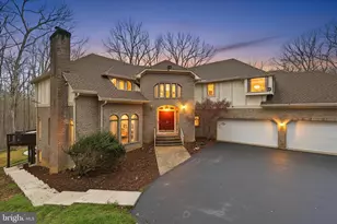 12709 Mill Glen Ct, Clifton, VA 20124 - Photo 4