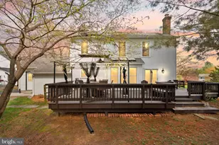 1232 Bishopsgate Way, Reston, VA 20194 - Photo 2