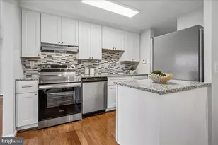4407 Vantage Ct, Alexandria, VA 22306 - Photo 12