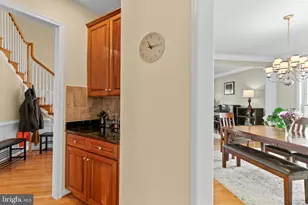 8840 Western Hemlock Way, Lorton, VA 22079 - Photo 4