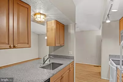 8406 Rainbow Bridge Lane, Springfield, VA 22153 - Photo 4