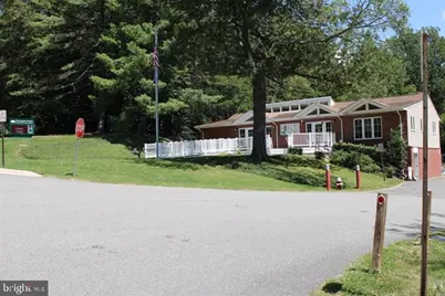 8406 Rainbow Bridge Lane, Springfield, VA 22153 - Photo 8