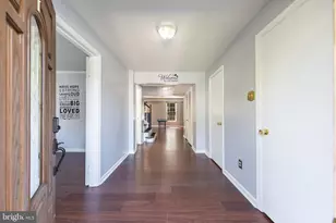 4333 Cedarlake Ct, Alexandria, VA 22309 - Photo 2