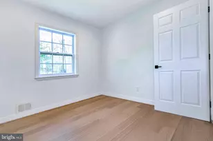 2308 William and Mary Dr, Alexandria, VA 22308 - Photo 20