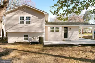 2308 William and Mary Dr, Alexandria, VA 22308 - Photo 30