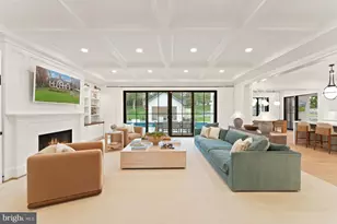 8230 Weller Ave, McLean, VA 22102 - Photo 10