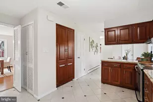 8509 Crestview Dr, Fairfax, VA 22031 - Photo 18