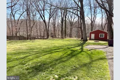 8509 Crestview Drive, Fairfax, VA 22031 - Photo 4