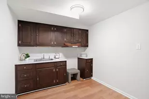 8509 Crestview Dr, Fairfax, VA 22031 - Photo 46