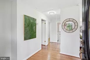 8509 Crestview Dr, Fairfax, VA 22031 - Photo 6