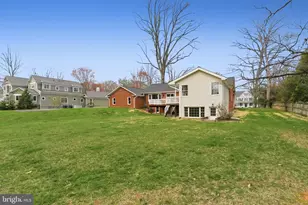 8509 Crestview Dr, Fairfax, VA 22031 - Photo 58