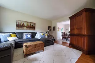 8502 Lakinhurst Ln, Springfield, VA 22152 - Photo 6