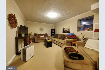 8502 Lakinhurst Lane, Springfield, VA 22152 - Photo 28