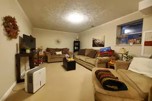 8502 Lakinhurst Ln, Springfield, VA 22152 - Photo 28