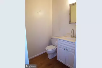 8502 Lakinhurst Lane, Springfield, VA 22152 - Photo 14