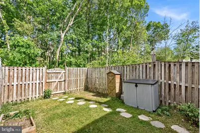6511 Skylemar Trail, Centreville, VA 20121 - Photo 36