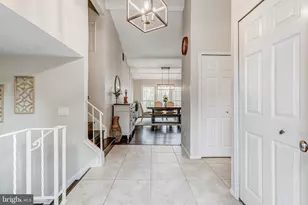 8619 Nanlee Dr, Springfield, VA 22152 - Photo 2