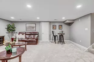 8619 Nanlee Dr, Springfield, VA 22152 - Photo 50