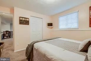 8280 Wold Den Ct, Springfield, VA 22153 - Photo 24