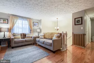 8280 Wold Den Ct, Springfield, VA 22153 - Photo 14