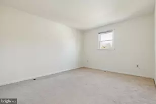 3093 Winter Pine Ct, Fairfax, VA 22031 - Photo 8