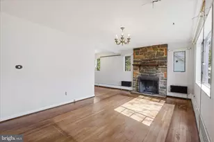 4728 Groves Ln, Fairfax, VA 22030 - Photo 8