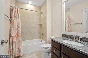 217 Pleasant St SW, Vienna, VA 22180 - Photo 40